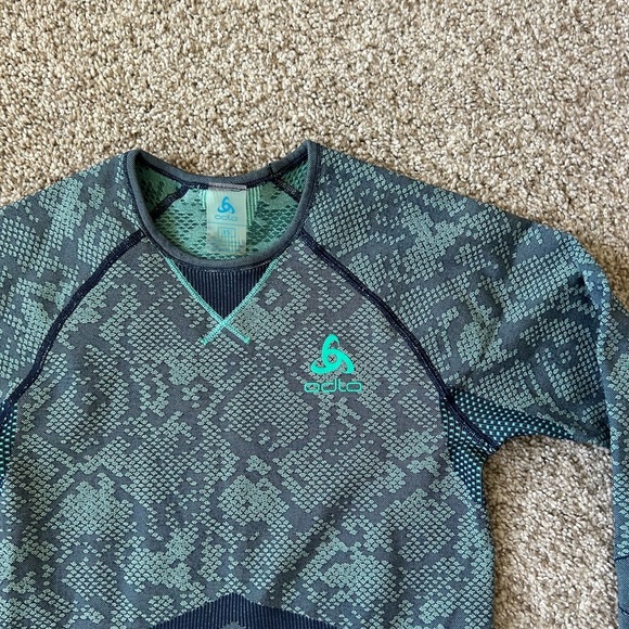 Odlo Blackcomb Evolution Base Layer moisture wicking. Ventilation. Outdoor. EUC - Picture 5 of 10